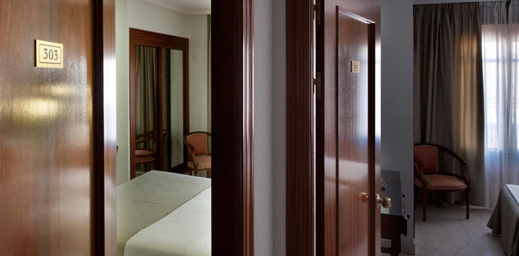 Hotel Martin Tolède Extérieur photo